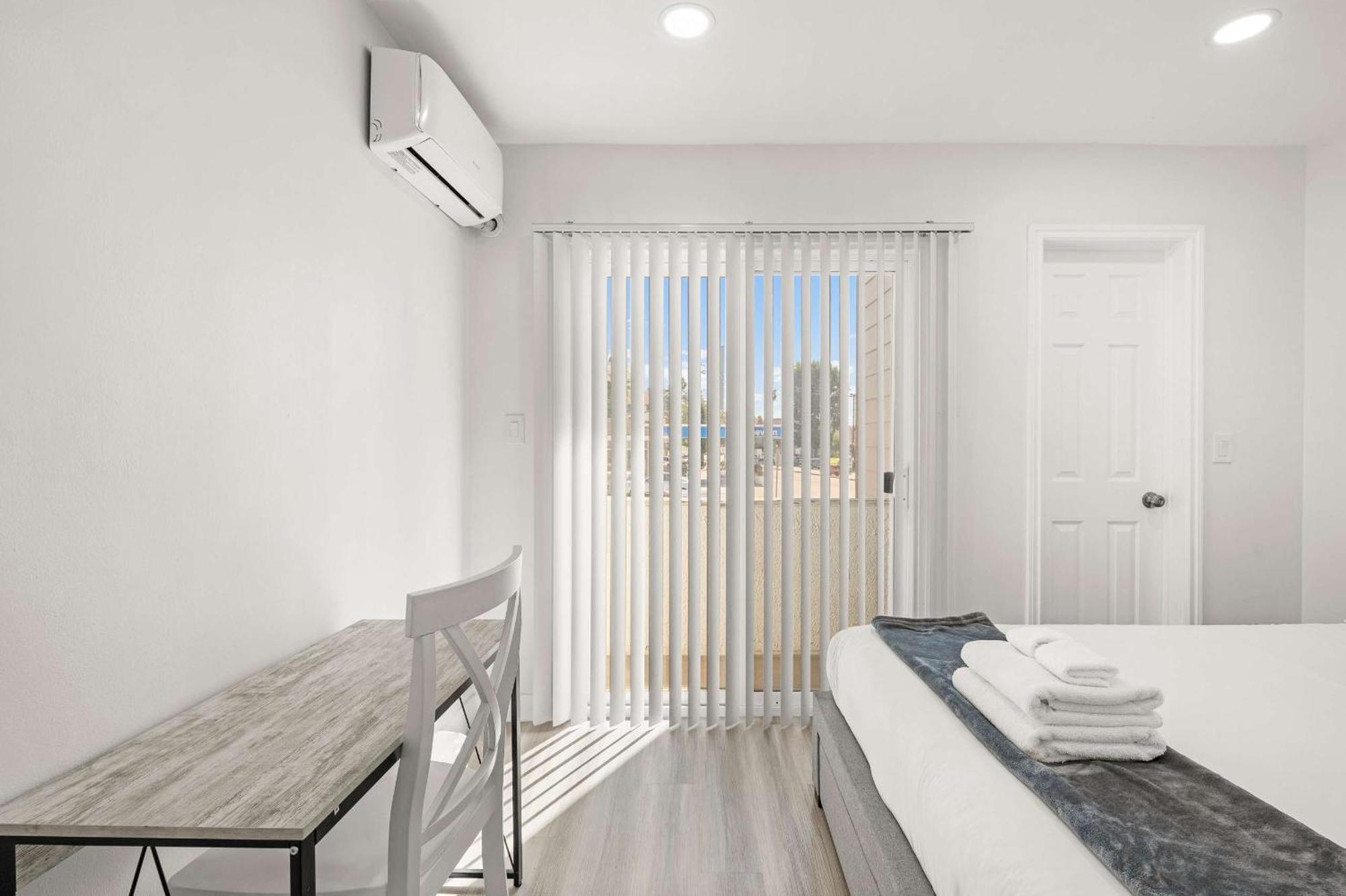 New Renovated 2B2B Apt Self Checkin Free Parking 1 Pasadena Exterior foto